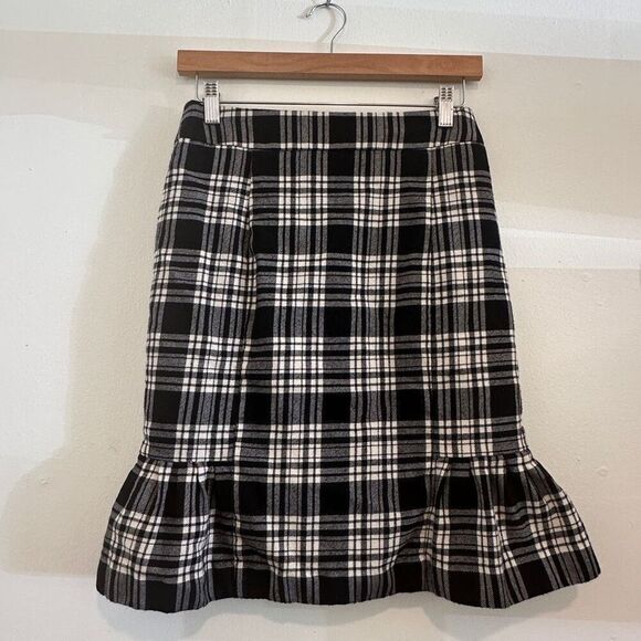 Brooks Brothers Dresses & Skirts - Brooks Brothers 346 Vintage Wool Plaid Black Skirt Size 2